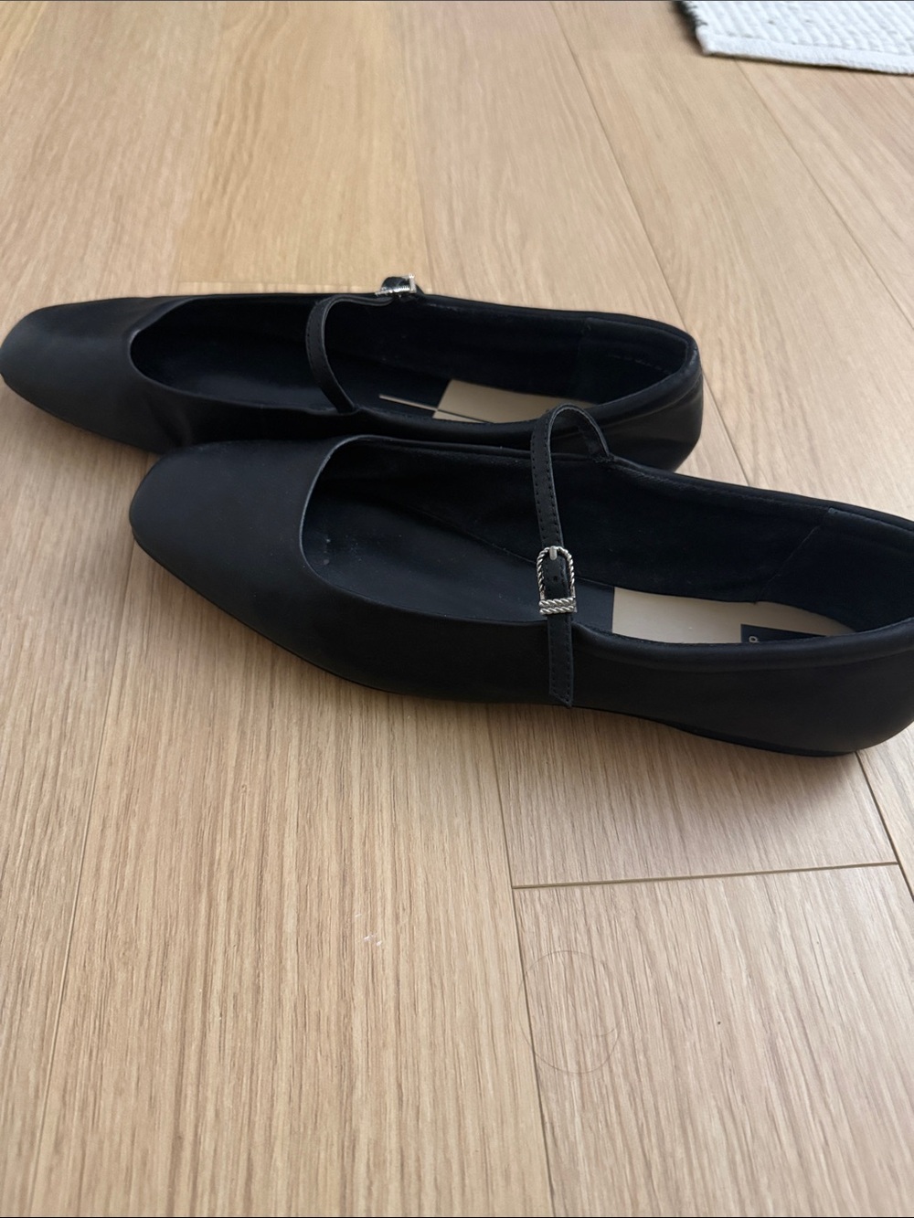 Dolce Vita Reyes Leather Ballet Flat - Picture 5 of 6